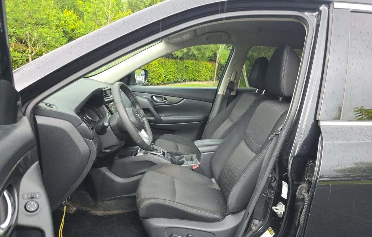 2018 NISSAN ROGUE SV 3