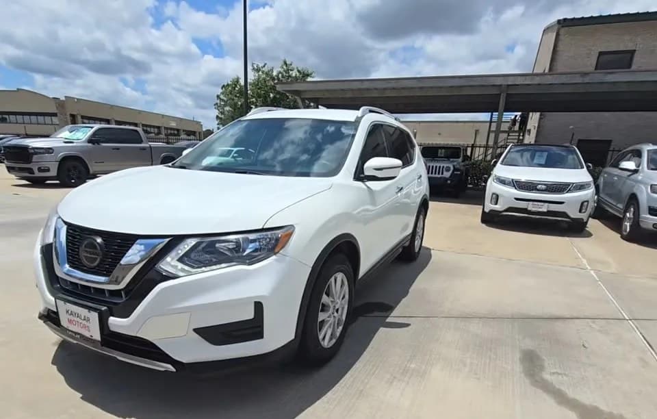 2018 NISSAN ROGUE SV 2