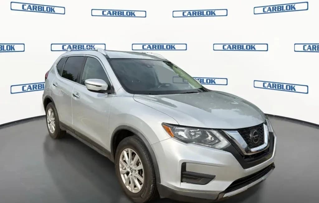 2020 NISSAN ROGUE SV 4