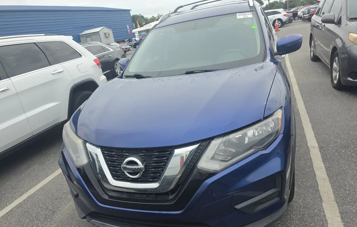 2017 NISSAN ROGUE SV 2