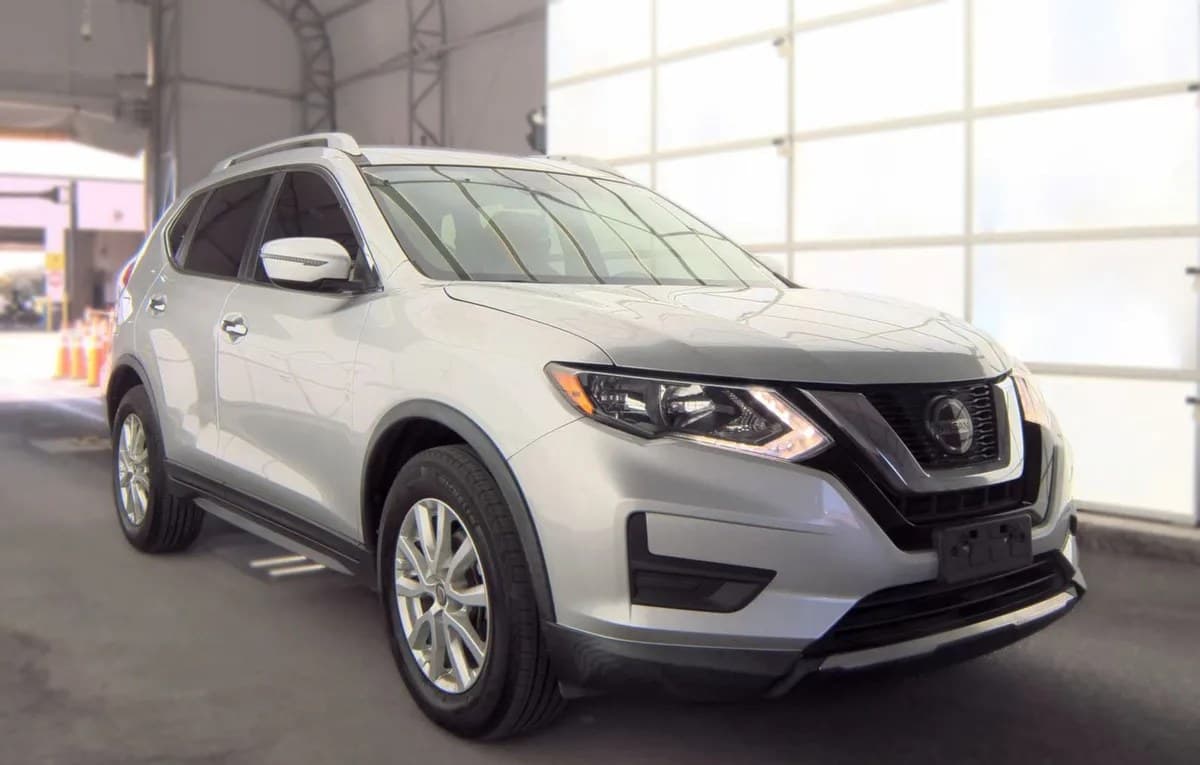 2020 NISSAN ROGUE SV 4