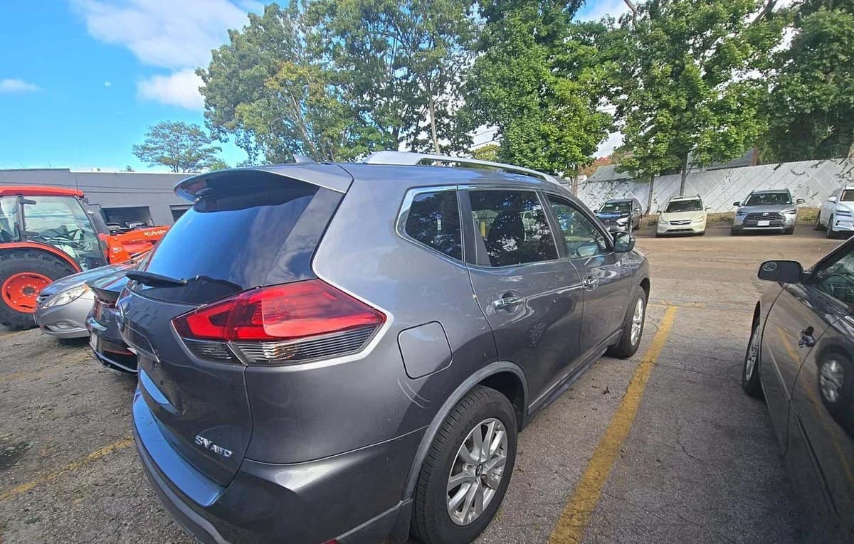 2018 NISSAN ROGUE SV 4