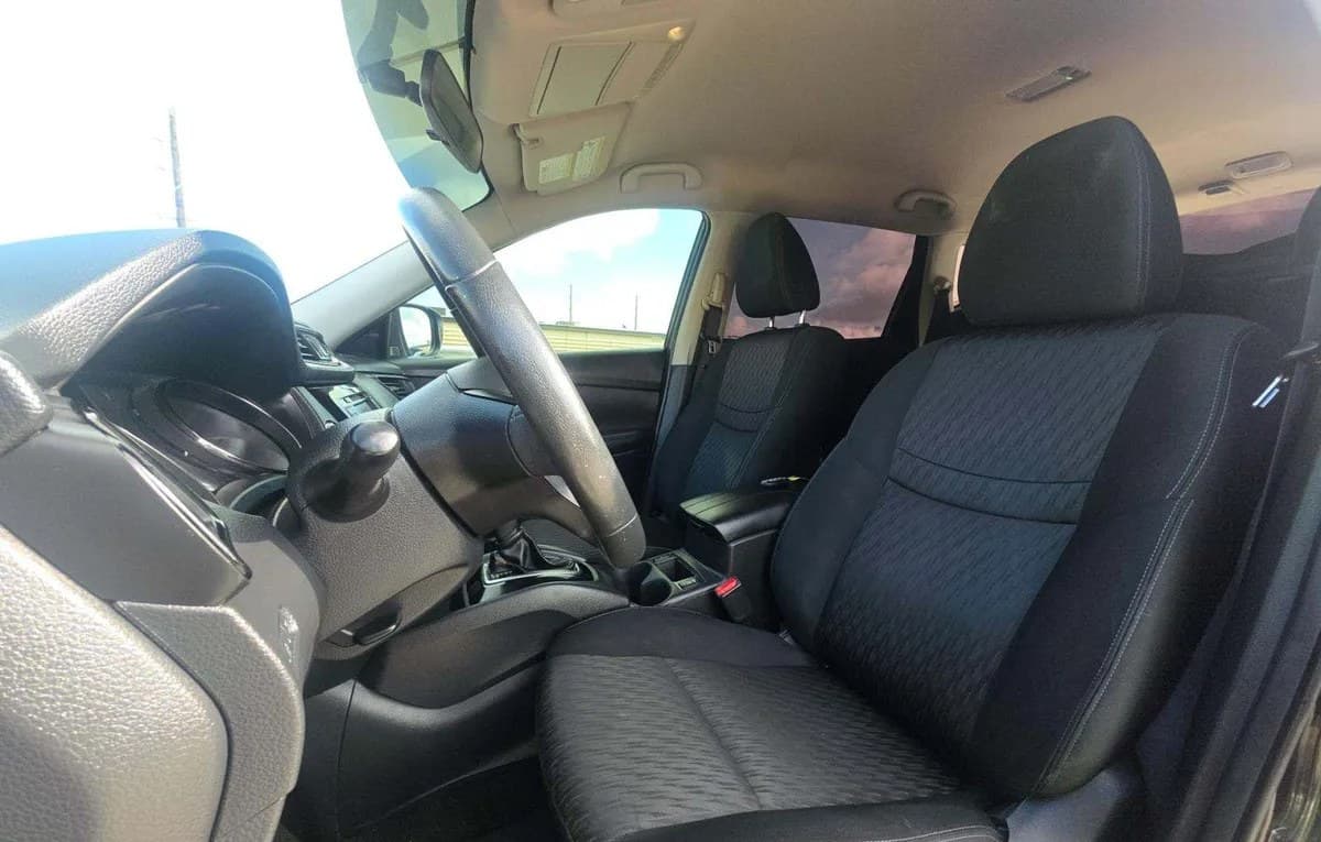 2018 NISSAN ROGUE SV 4