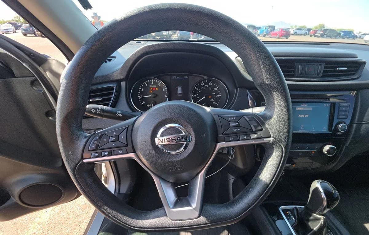 2018 NISSAN ROGUE S 7
