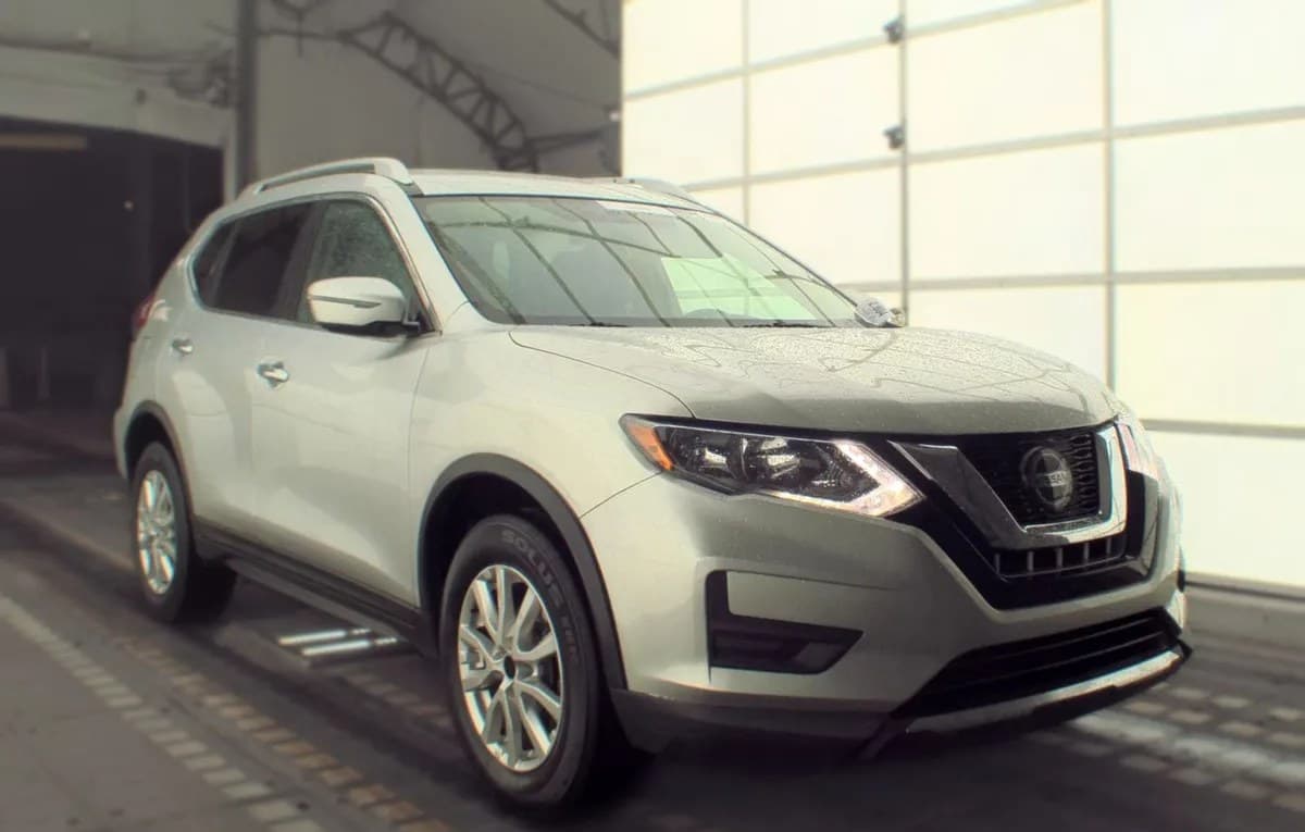 2018 NISSAN ROGUE SV 4