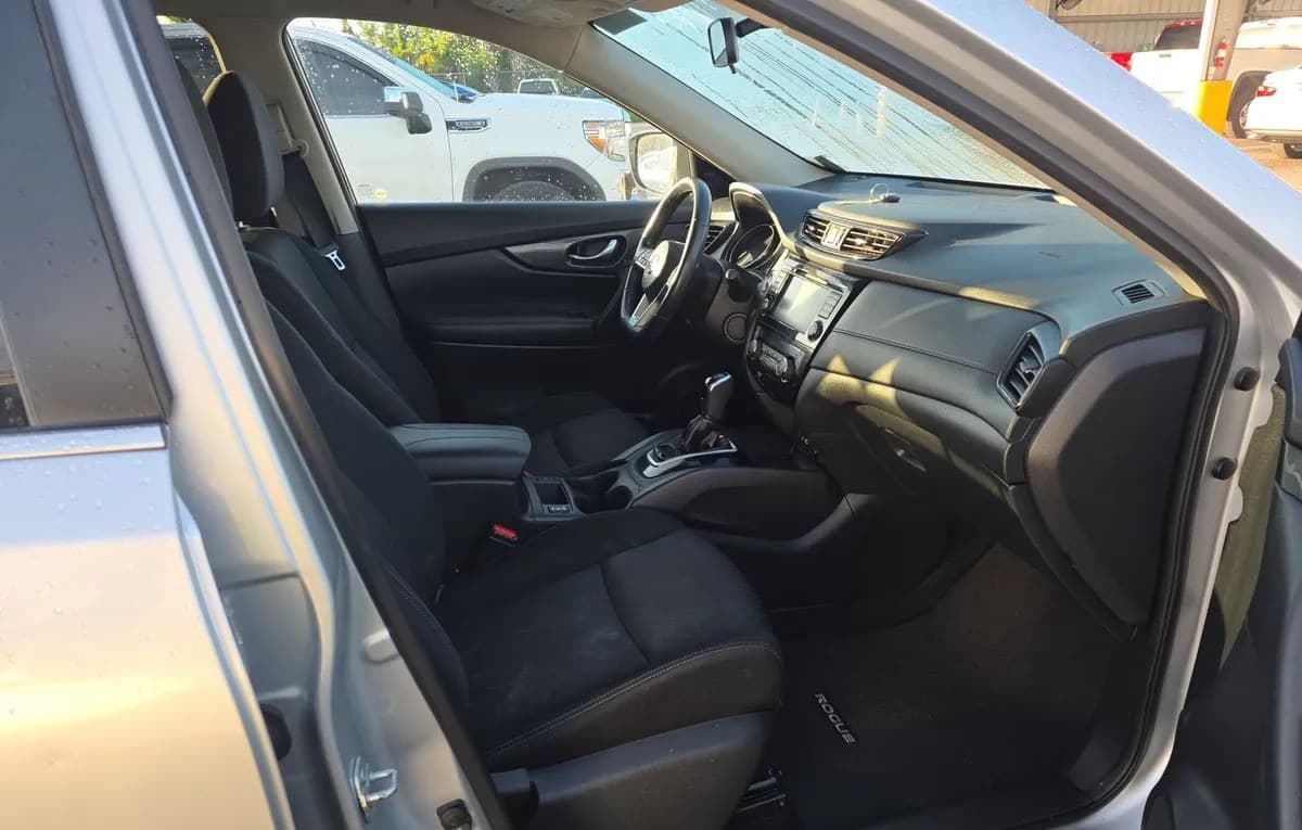 2018 NISSAN ROGUE SV 5