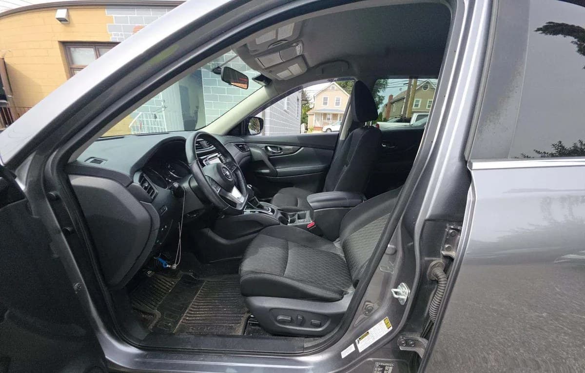 2018 NISSAN ROGUE SV 4