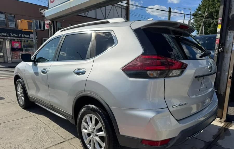 2020 NISSAN ROGUE S 5