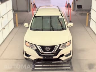2017 NISSAN ROGUE SV 3
