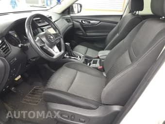 2017 NISSAN ROGUE SV 8