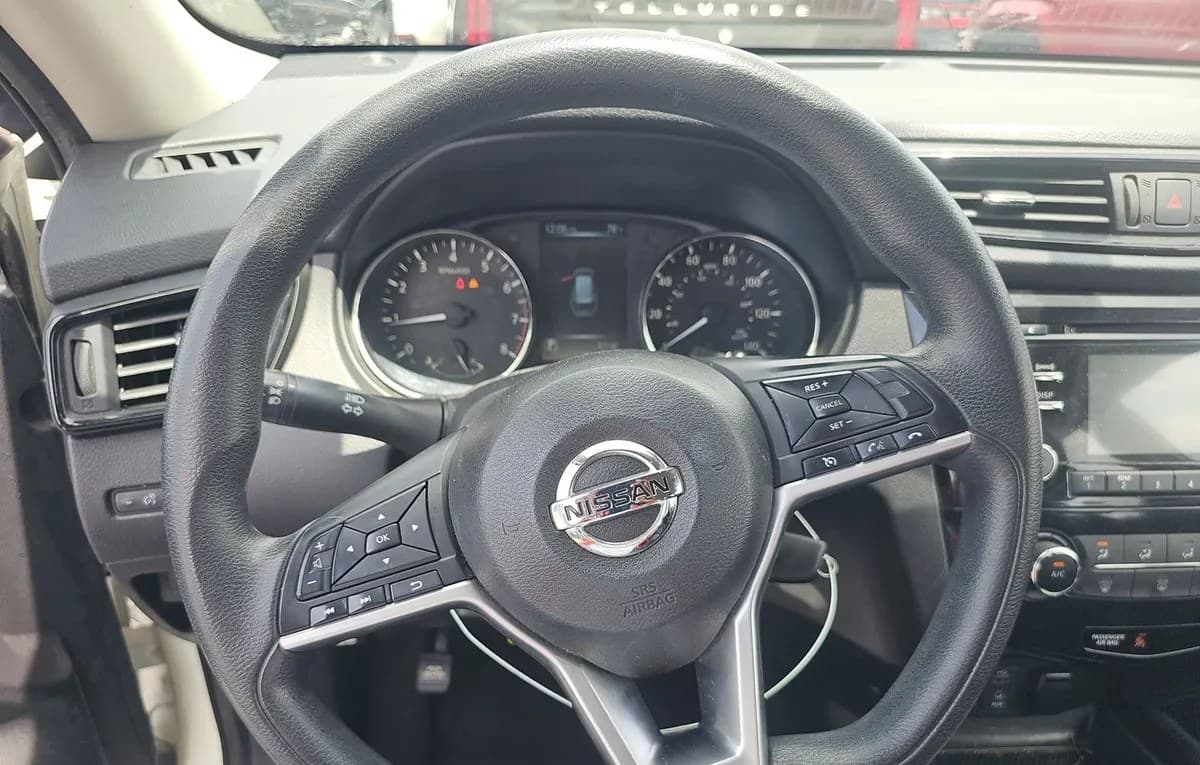 2017 NISSAN ROGUE S 6