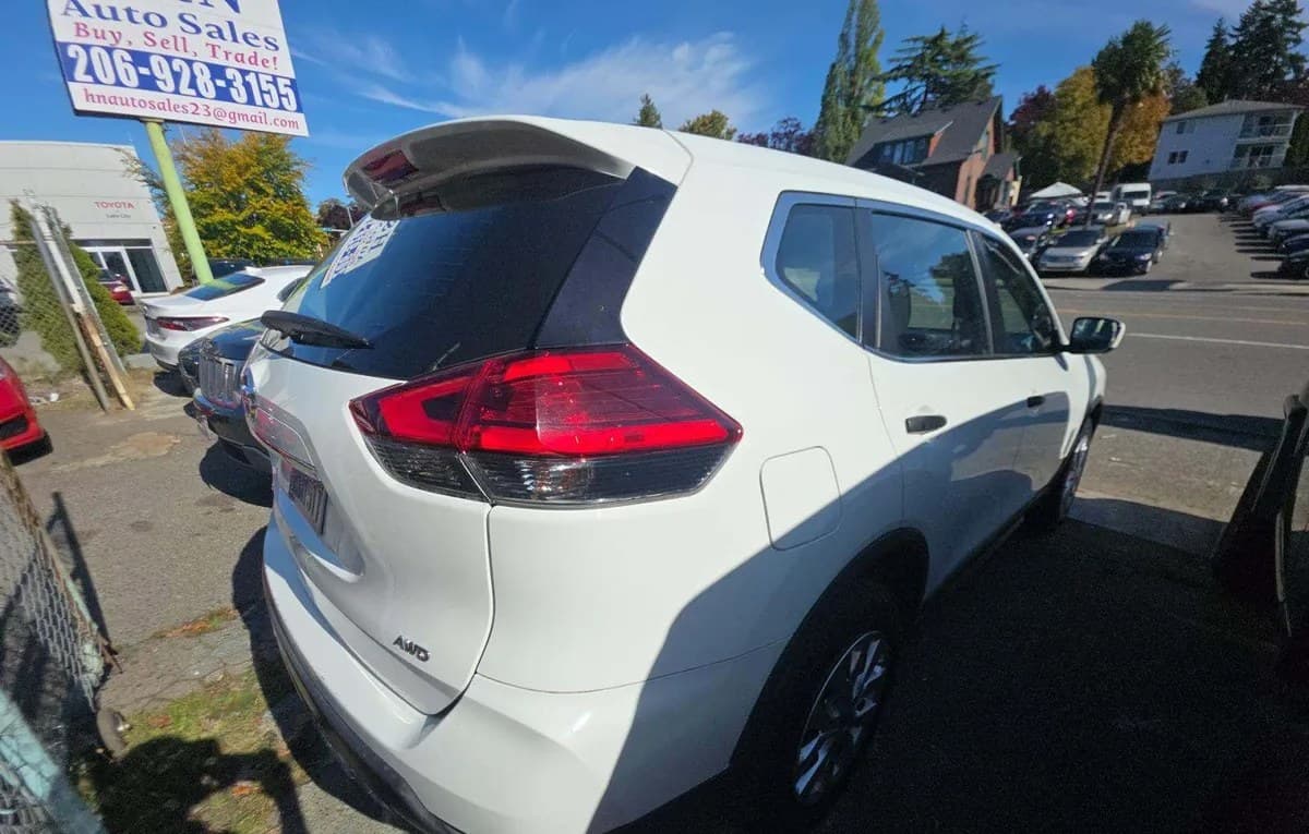 2017 NISSAN ROGUE S 3