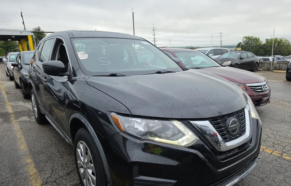 2018 NISSAN ROGUE S 4
