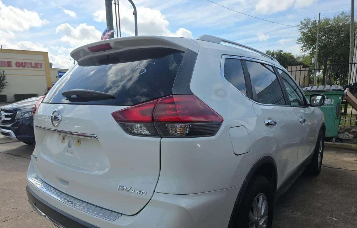 2020 NISSAN ROGUE SV 4