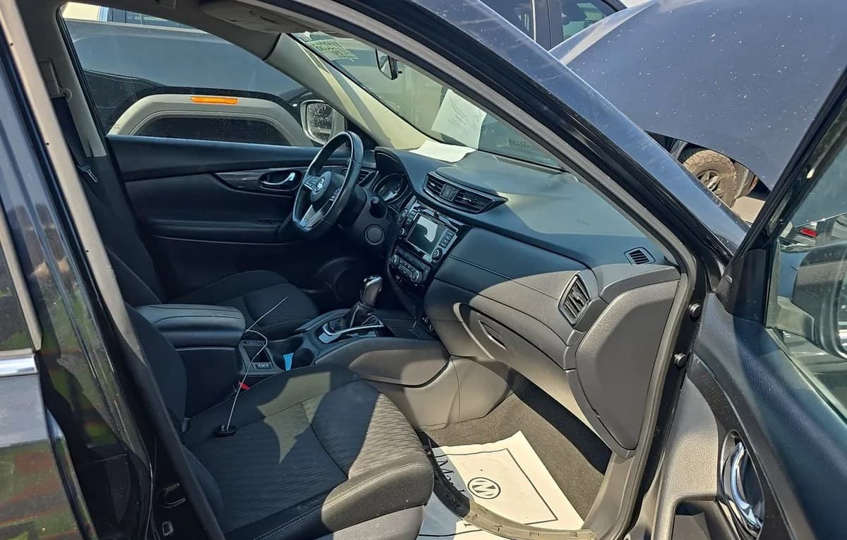2018 NISSAN ROGUE SV 4