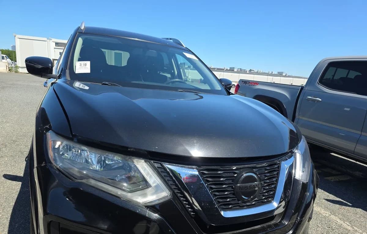 2018 NISSAN ROGUE SV 3