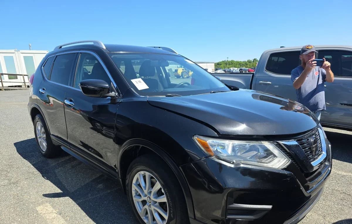 2018 NISSAN ROGUE SV 4