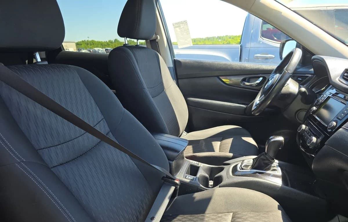2018 NISSAN ROGUE SV 5