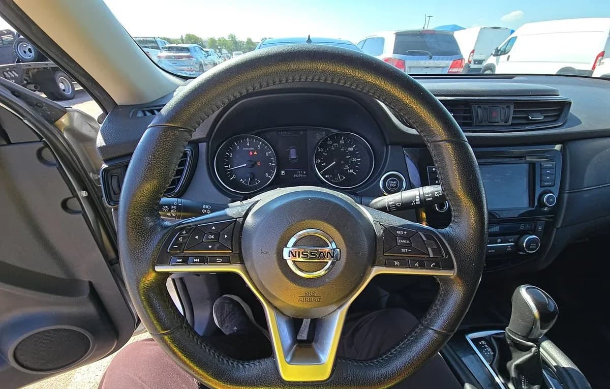 2020 NISSAN ROGUE SV 6