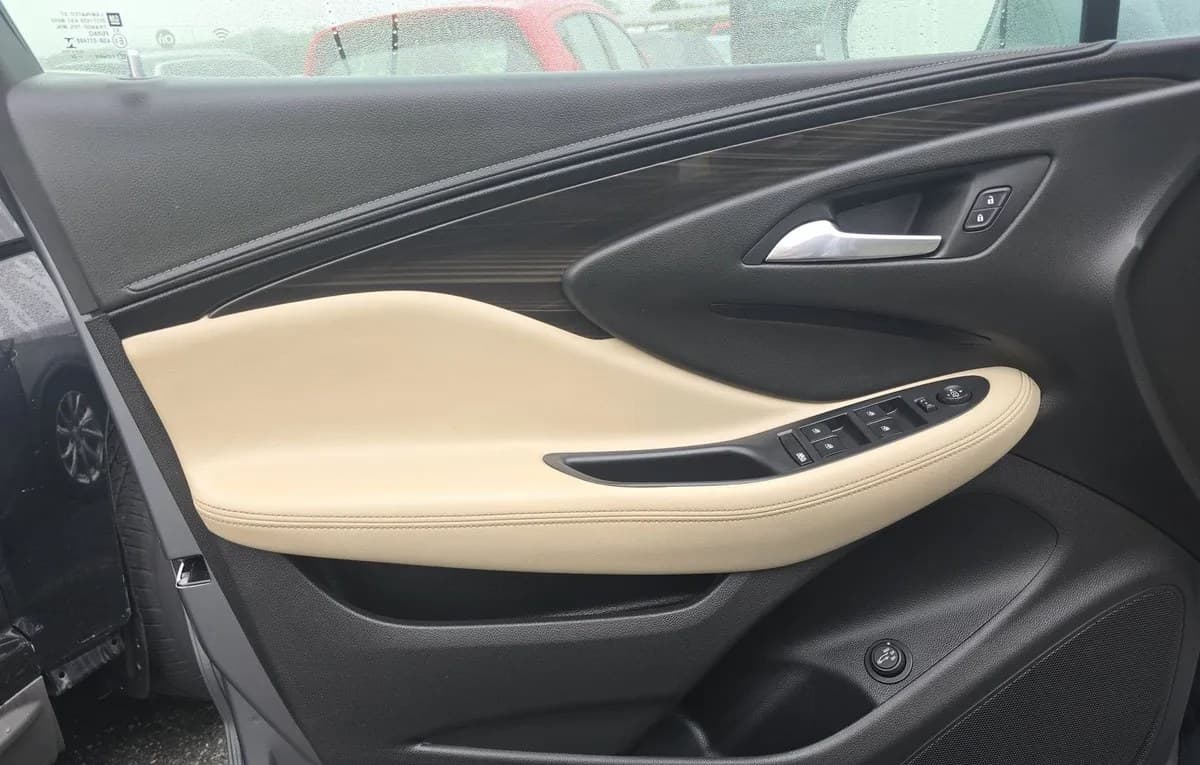 2020 BUICK ENVISION Preferred 6