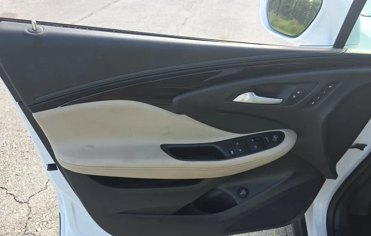 2020 BUICK ENVISION Essence 6