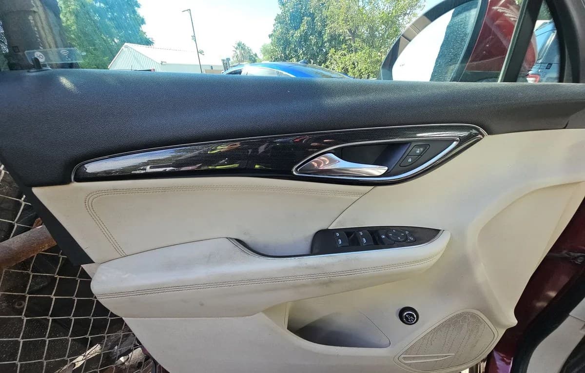 2021 BUICK ENVISION Preferred 7