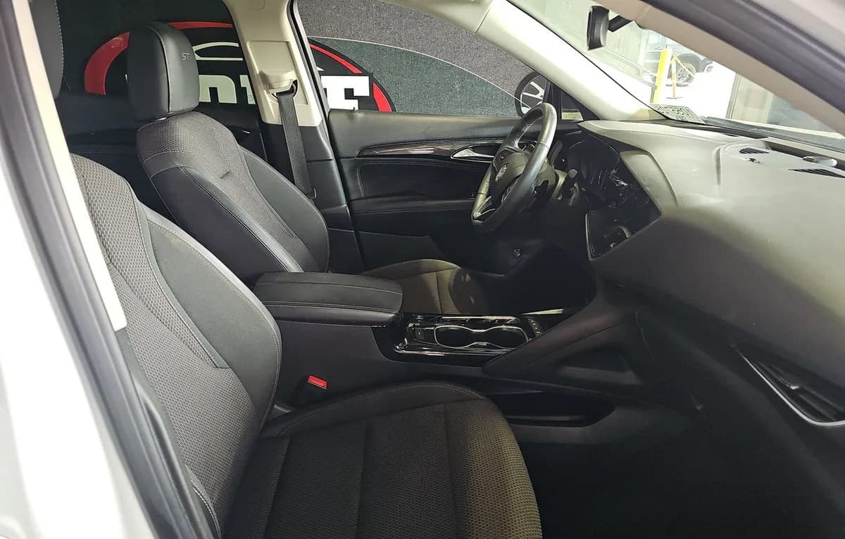 2023 BUICK ENVISION Preferred 5