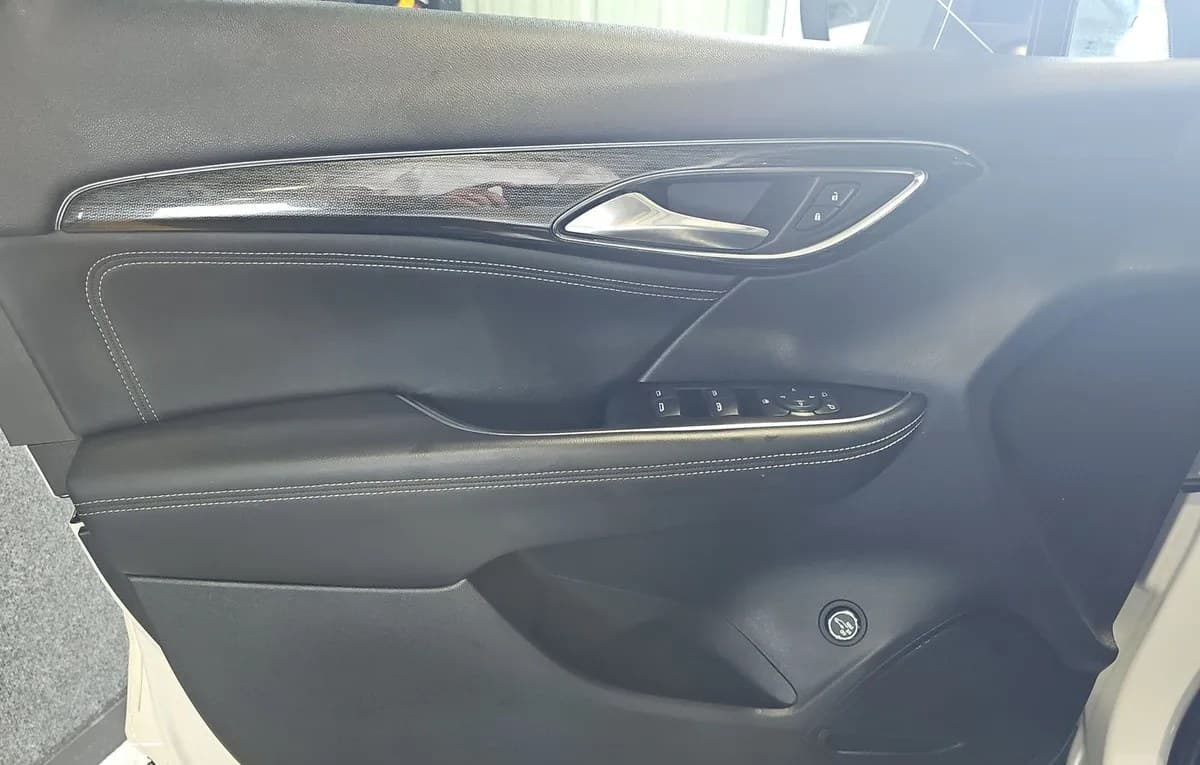 2023 BUICK ENVISION Preferred 6