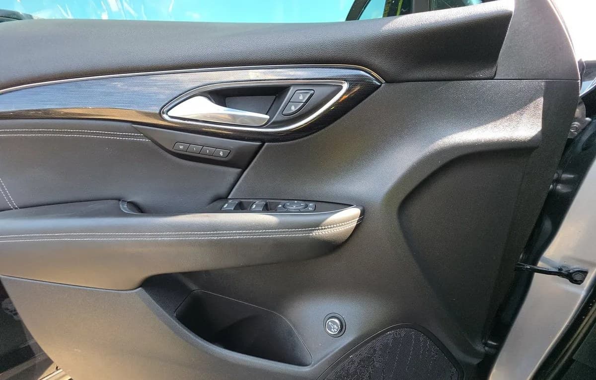 2021 BUICK ENVISION Essence 6
