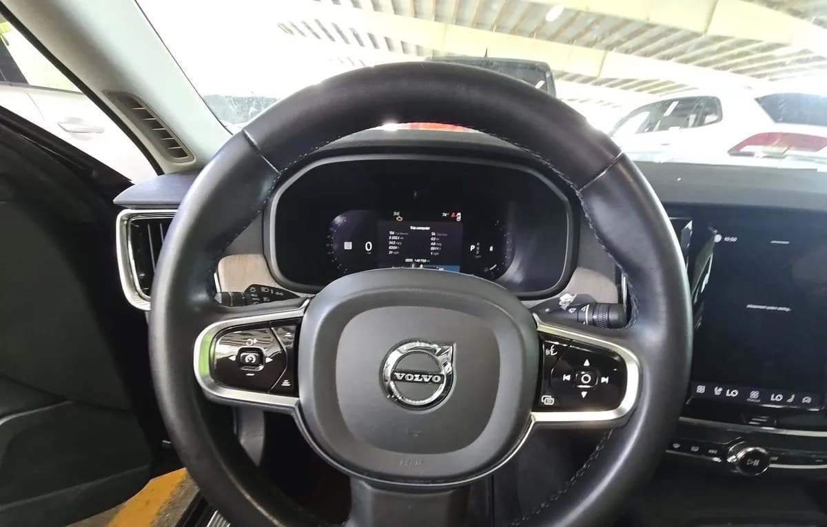 2023 VOLVO S90 B6 Plus 7