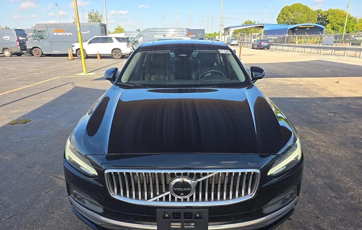 2023 VOLVO S90 B6 Plus 3