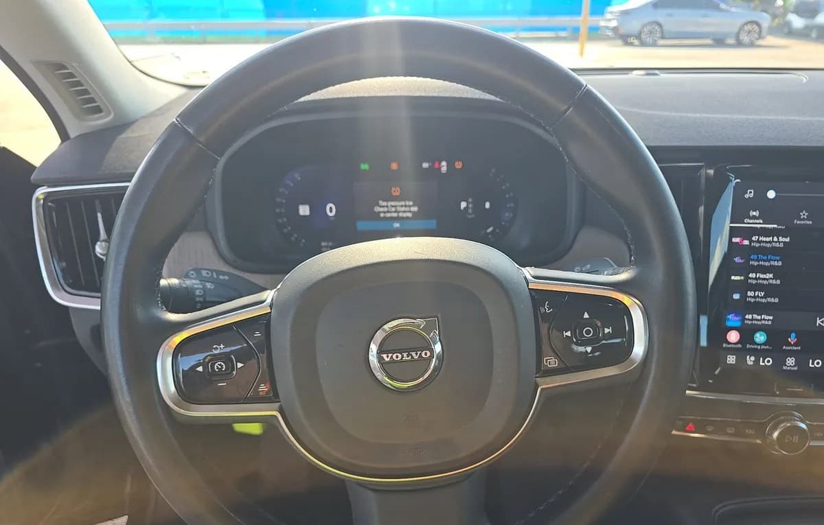 2023 VOLVO S90 B6 Plus 7