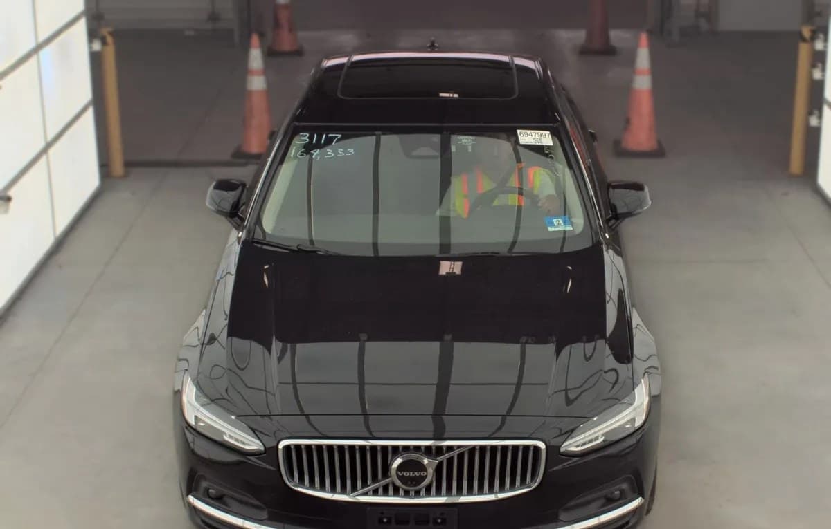 2023 VOLVO S90 B6 Plus 3