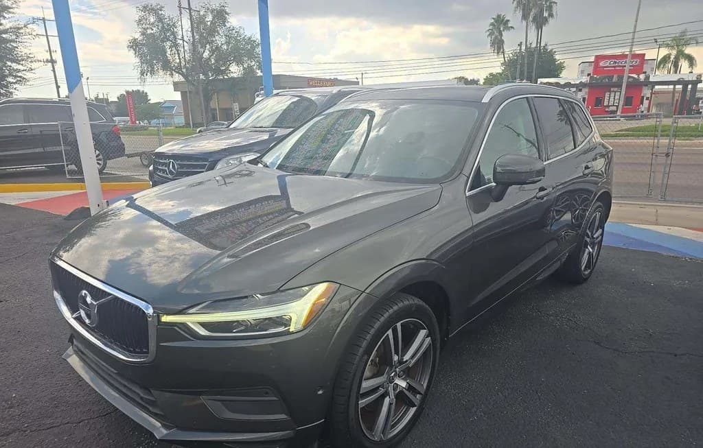 2018 VOLVO XC60 T6 MOMENTUM