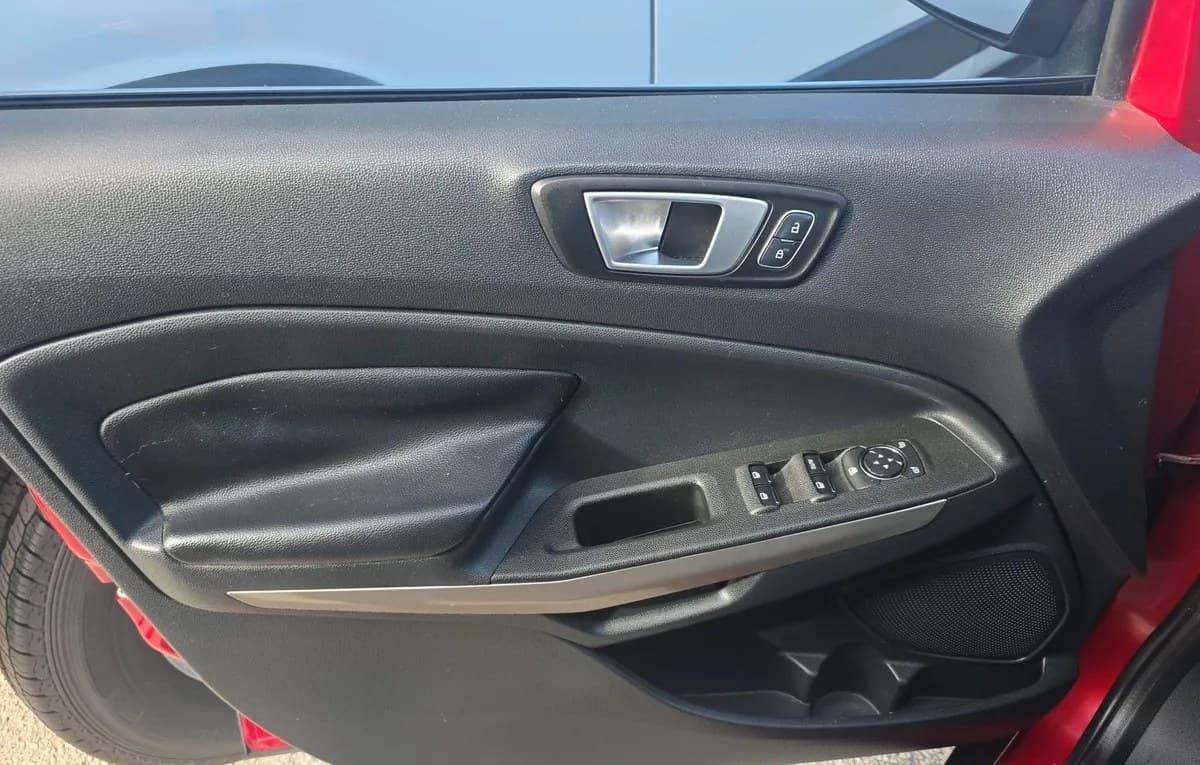 2018 FORD ECOSPORT Titanium 5