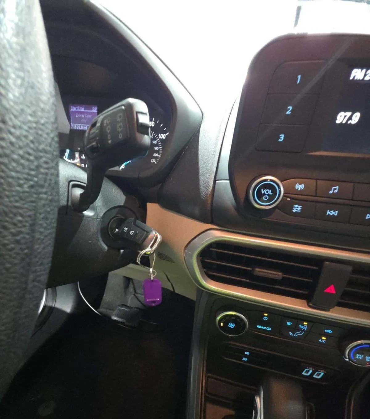 2021 FORD ECOSPORT S 4