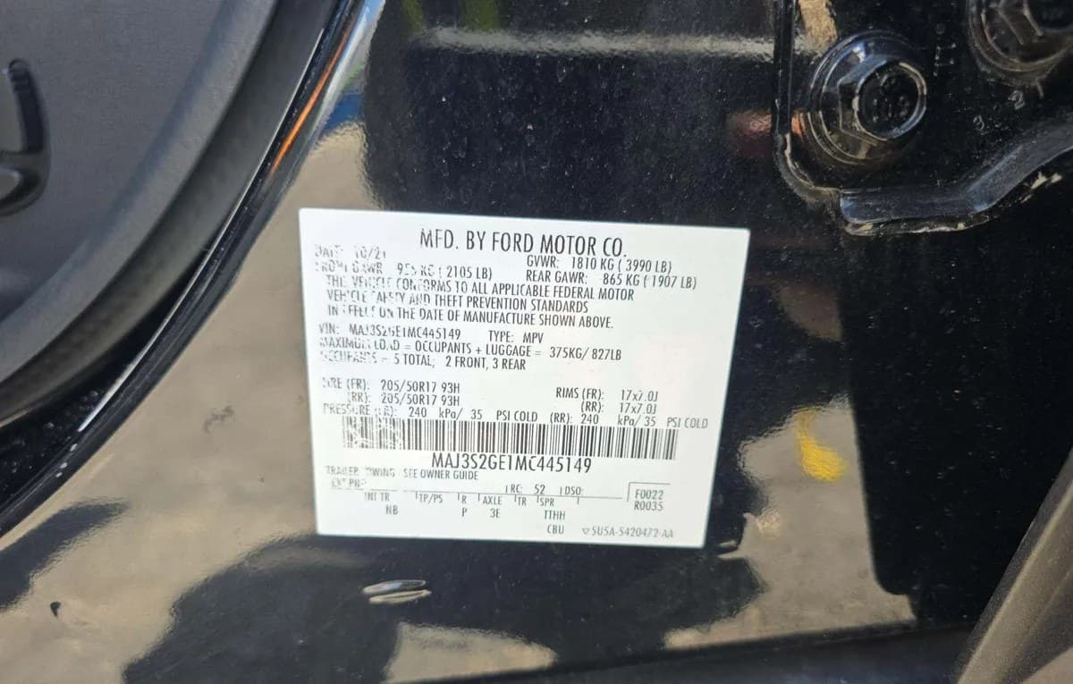 2021 FORD ECOSPORT SE 3