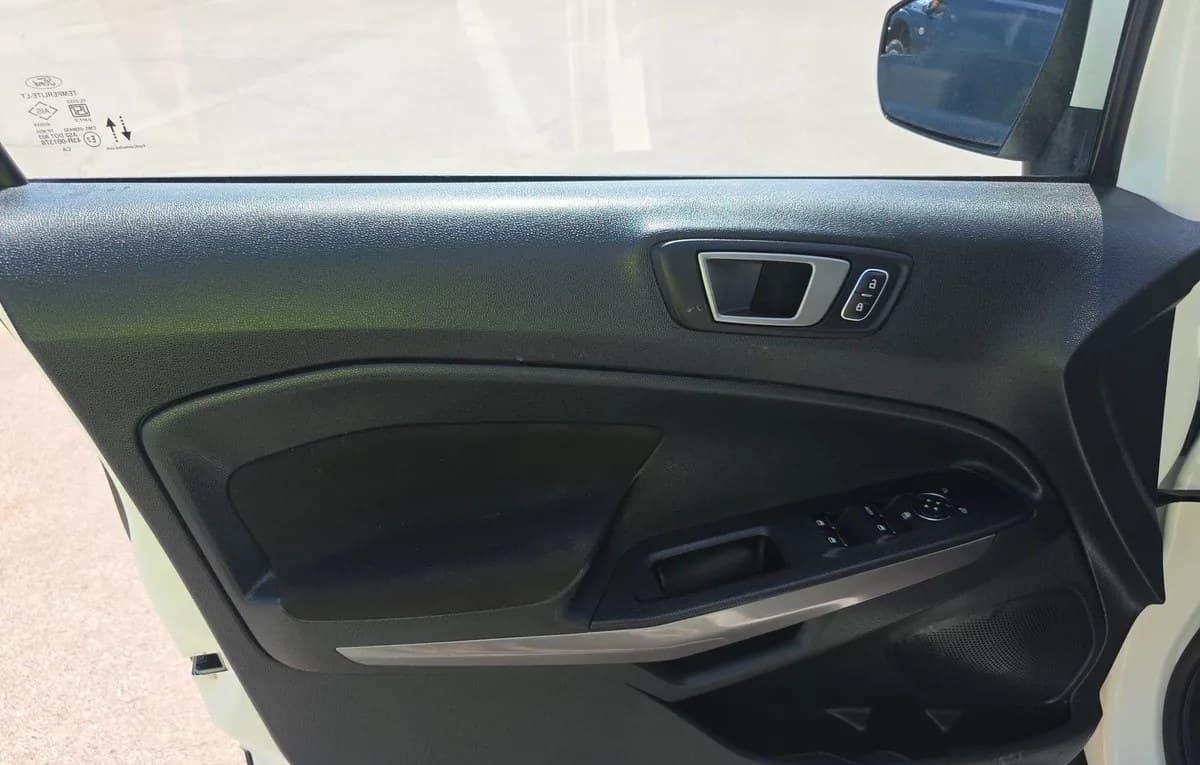 2021 FORD ECOSPORT SE 6