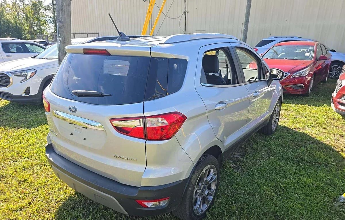 2021 FORD ECOSPORT Titanium 4