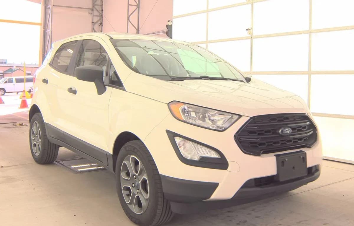 2019 FORD ECOSPORT S 4
