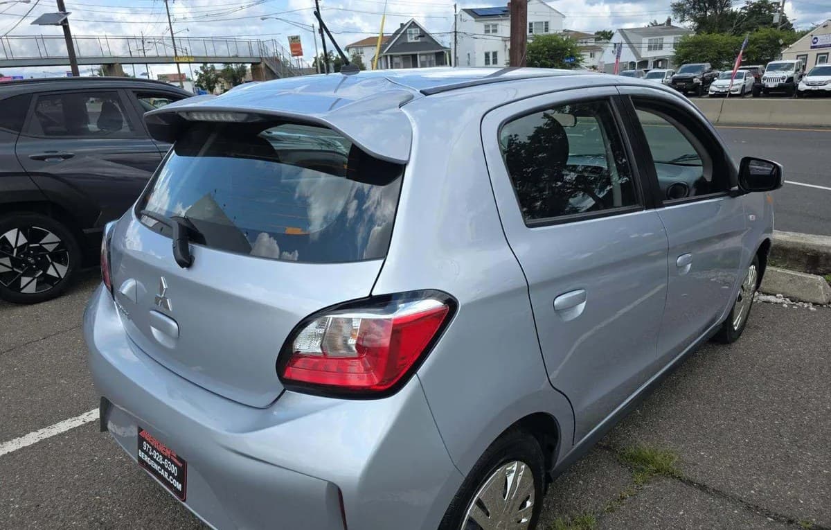 2024 MITSUBISHI MIRAGE ES 4