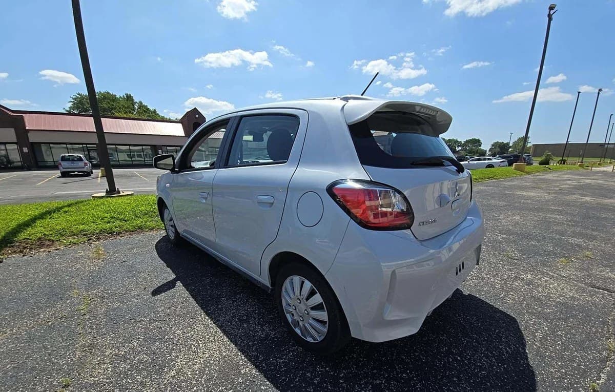 2024 MITSUBISHI MIRAGE ES 3