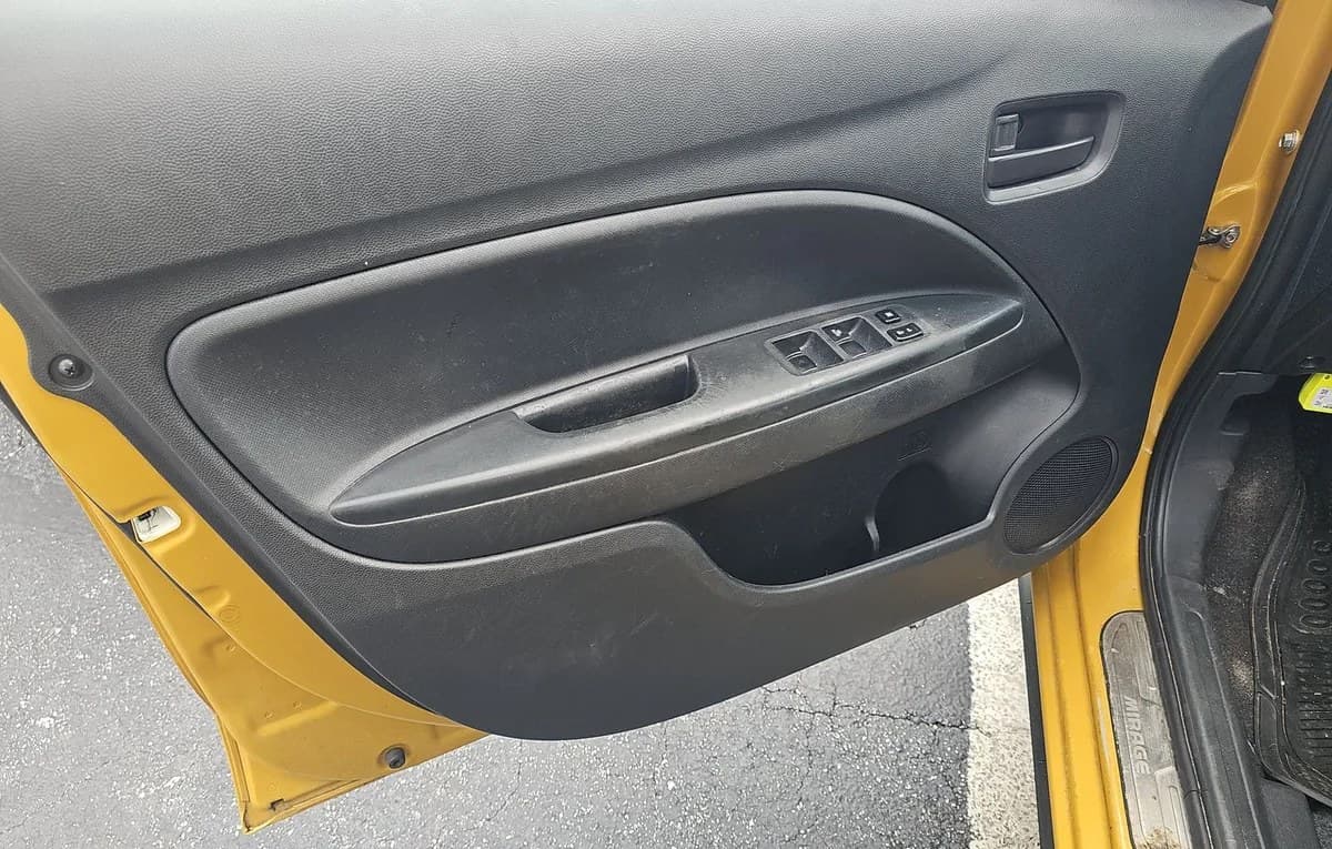 2024 MITSUBISHI MIRAGE LE 6