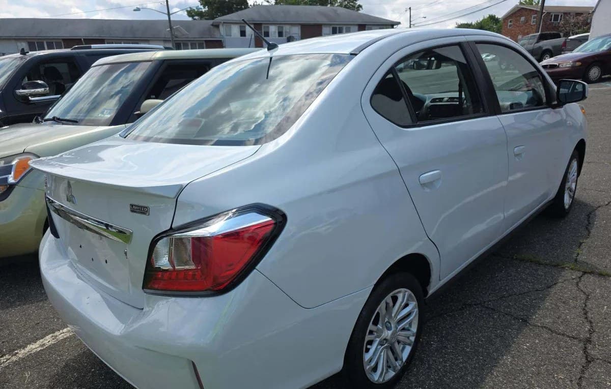 2024 MITSUBISHI MIRAGE G4 LE 4