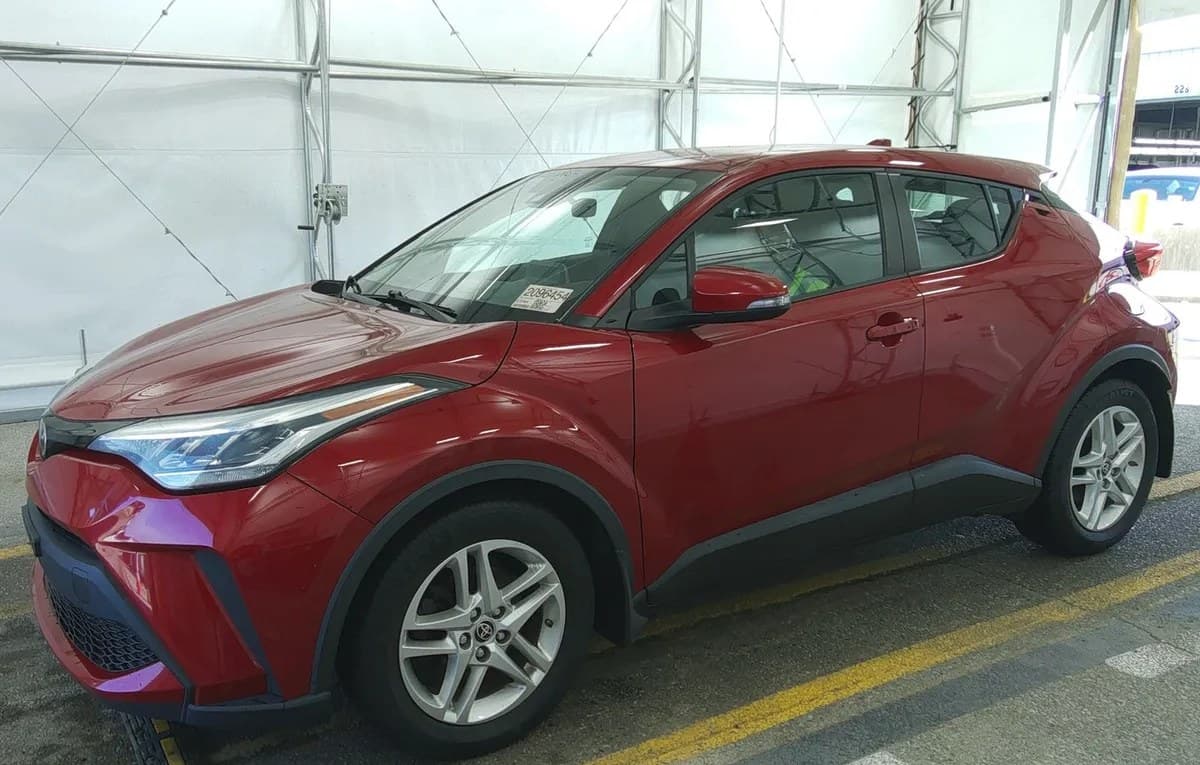 2020 TOYOTA C-HR LE 2