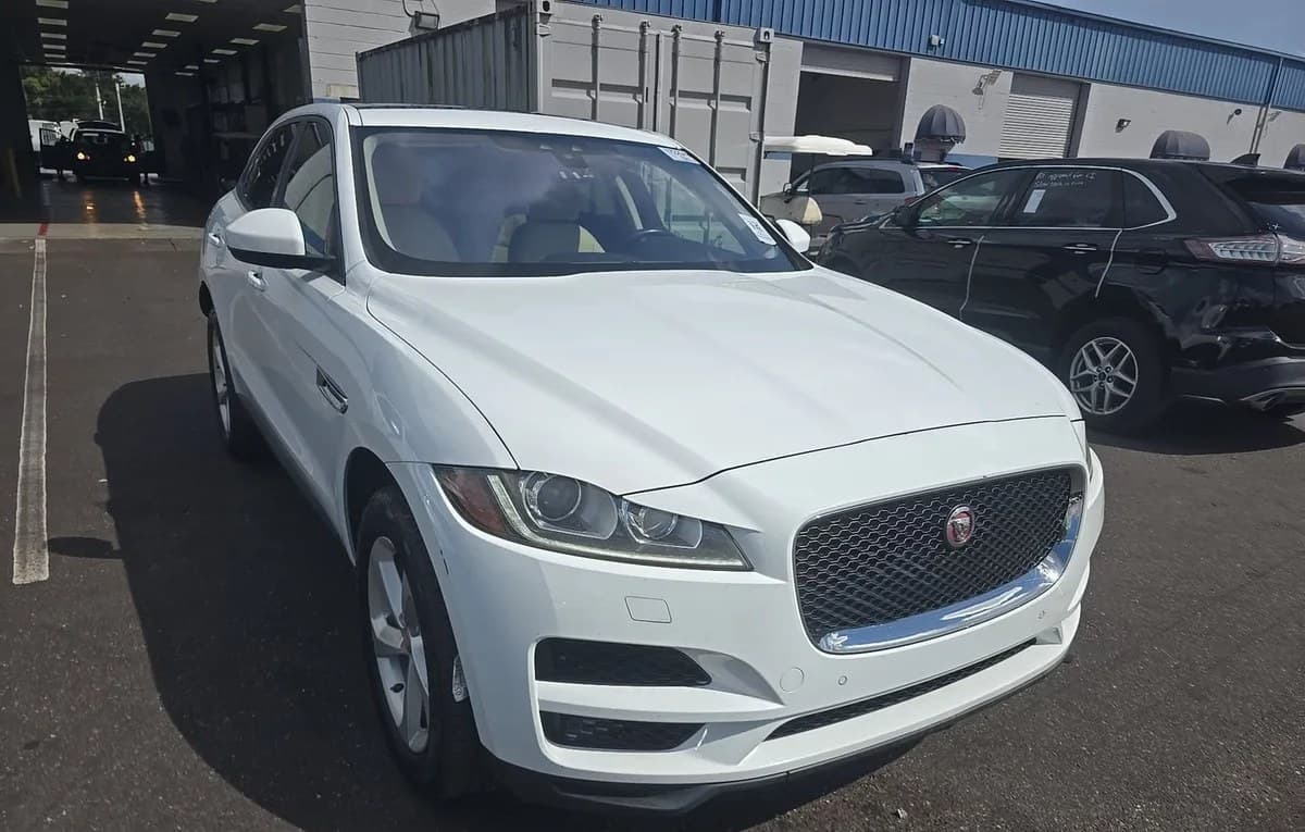2017 JAGUAR F-PACE 20D Premium 3