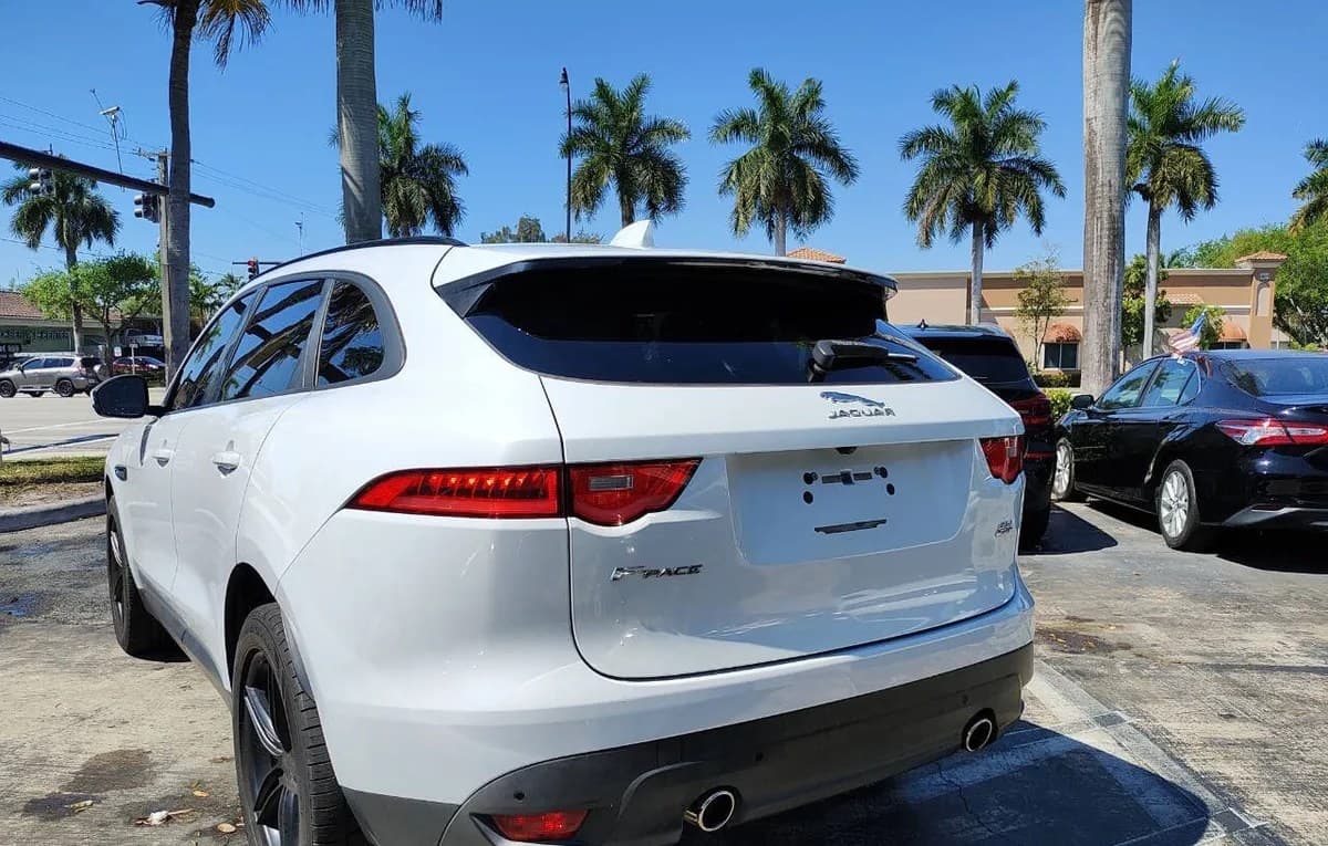 2017 JAGUAR F-PACE 35T Premium 7