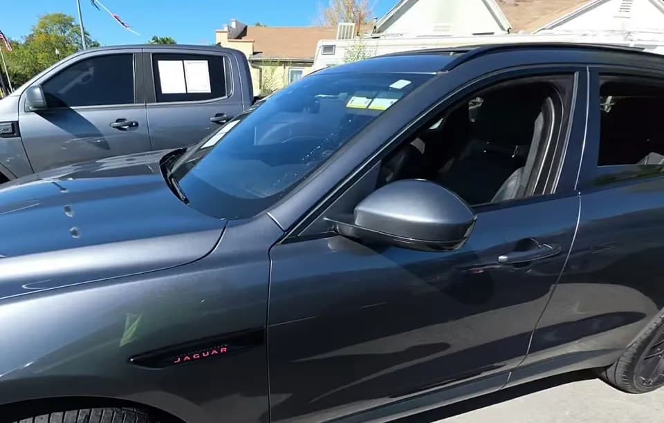 2019 JAGUAR F-PACE 25T Premium 2