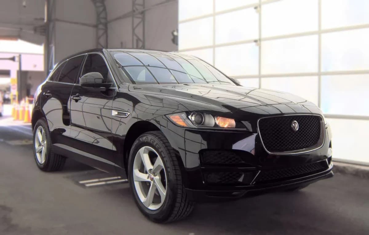 2020 JAGUAR F-PACE 25T Premium 4