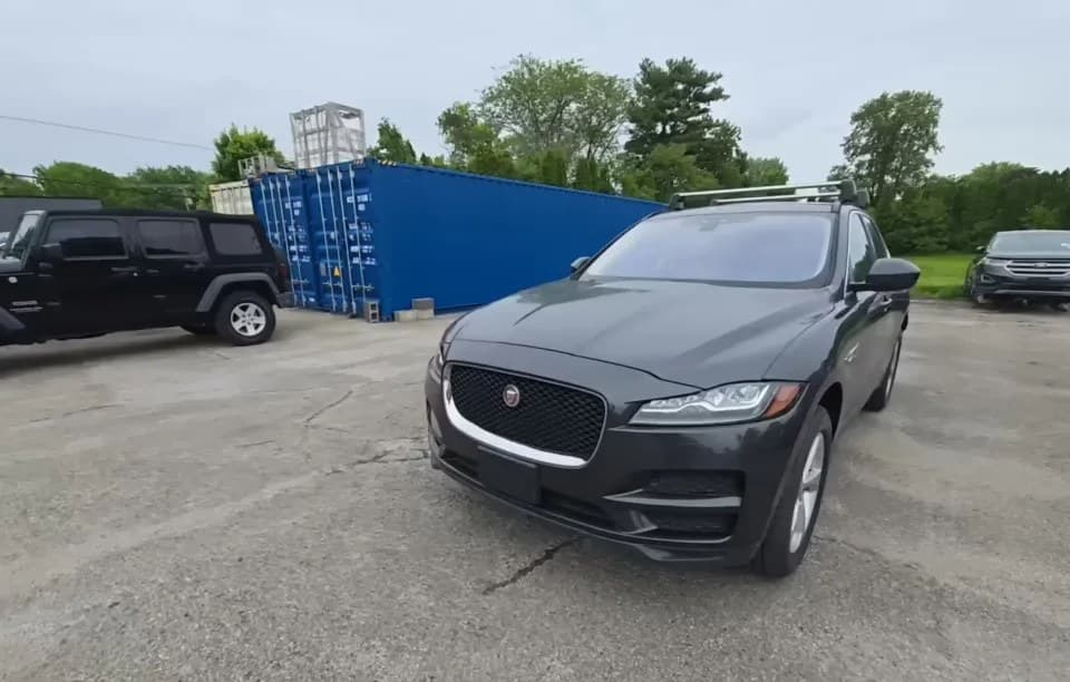 2017 JAGUAR F-PACE 20D Prestige 2